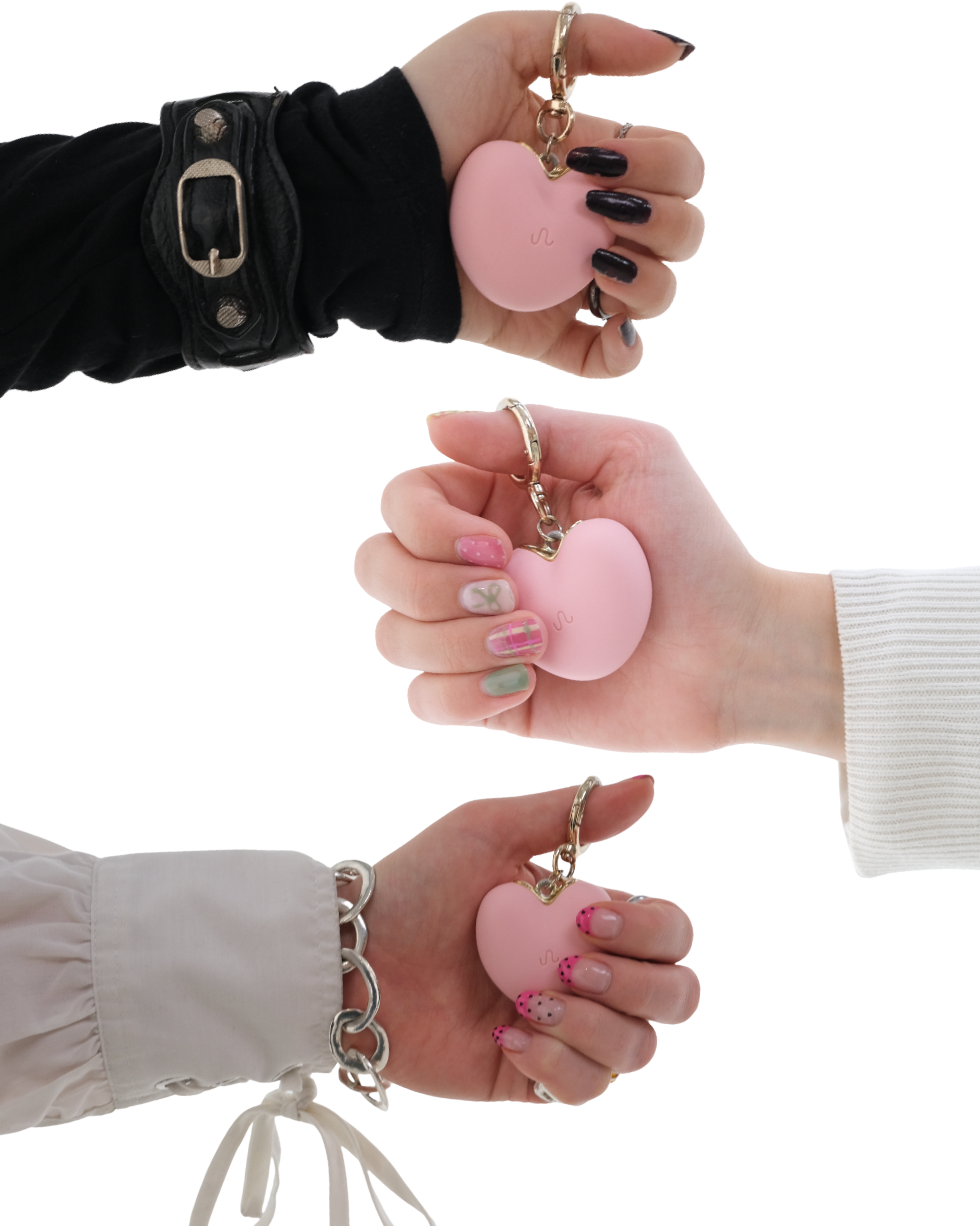 Hjerteformet tryghedsnøglering i hånden